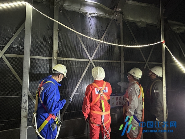 同期建设的6座全球单罐容量最大LNG储罐群完成主体施工(图1)