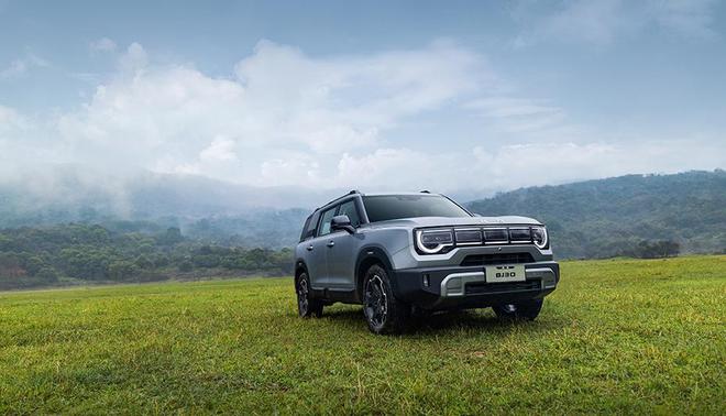 999万元起售全新北京BJ30购车手册高性价比方盒子SUV(图6)