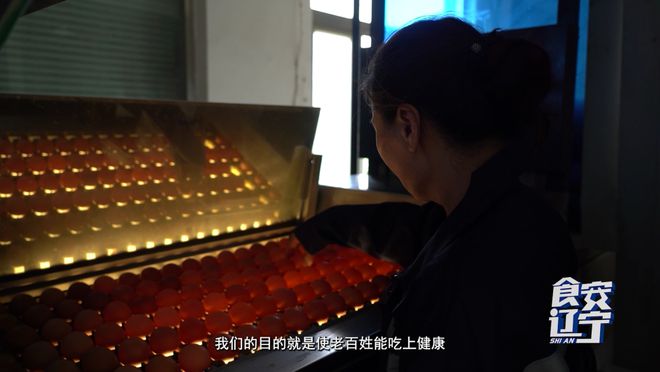 为了一枚无抗蛋他们把鸡当人看(图13)