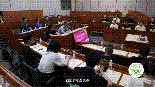为了一枚无抗蛋他们把鸡当人看(图9)