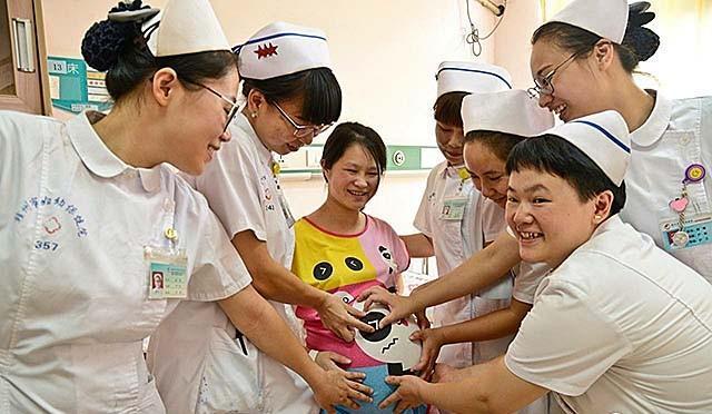 回顾轰动一时的中国全男4胞胎：18年前大难不死18年后金榜题名(图2)