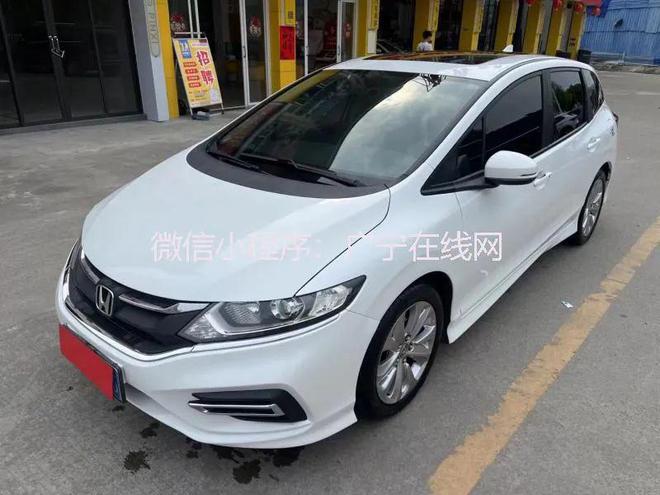 米乐M6平台：只需6000元！广宁一车主转让两台五菱之光面包车费用齐全正常使用实用型车型(图7)