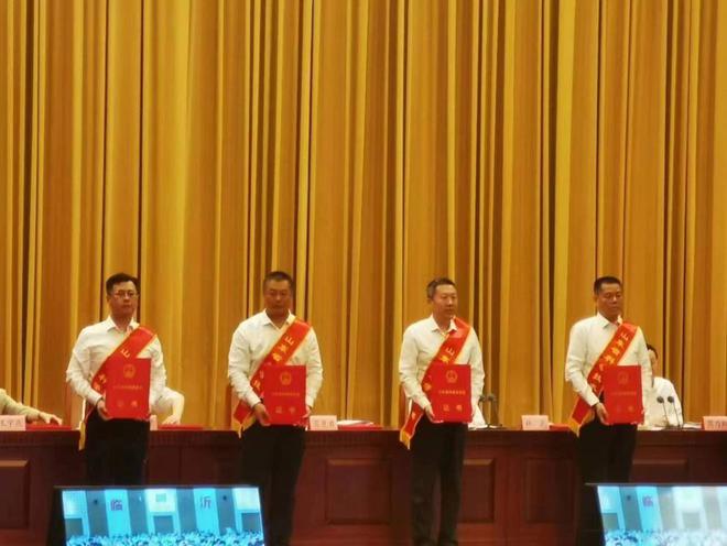 米乐M6平台：领跑鲁企山东省科技大会海尔独揽5项大奖(图2)