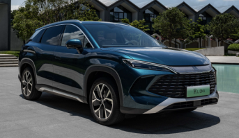 宋LDM-i起步即豪华13万起售价实力完胜合资燃油中级SUV(图1)