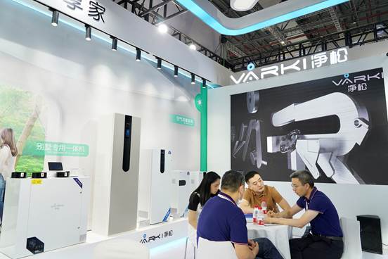 米乐M6：净松携新品新技术亮相上海国际空气新风展“加速度”引领舒适家居新时代(图1)