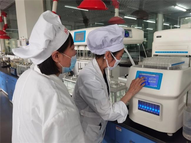 哈药六厂保质保量扬帆向未来(图4)