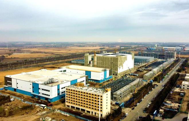 米乐M6网页版：长春某大型综合商场销售人员出售个人信息13万余条长春火车站发生这个项目进展(图9)