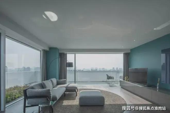 米乐M6平台：中鹰黑森林网站售楼处发布：健康科技住宅人居新标杆(图1)