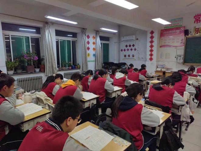 米乐M6网页版：升了温度暖了人心一起来看看咋回事(图5)