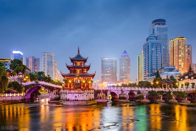 米乐M6：贵阳楼市开启抢人模式贵阳南明区房价调整为6800元(图2)