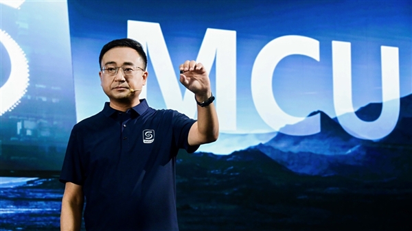 世俱杯前大又有动作！海信空调发布变频S架构空调电费可省一半(图2)