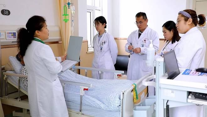 济南市第四人民医院2025年度住院医师规范化培训招生简章(图1)