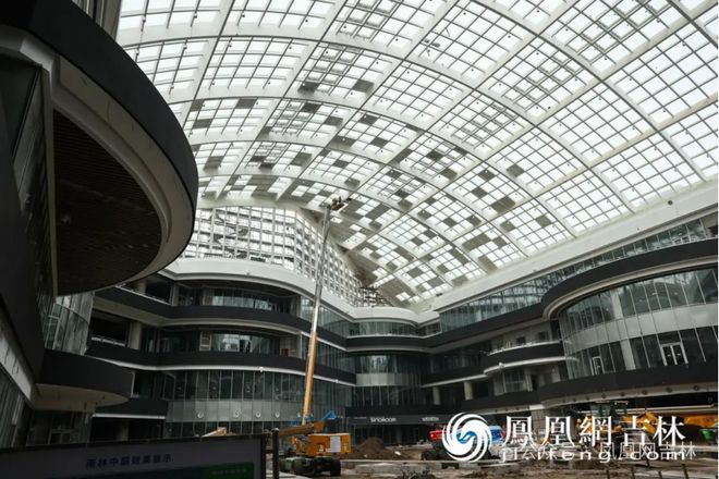全国垂直落差最大的室内滑雪场、东北首座大型恒温热带室内雨林(图3)