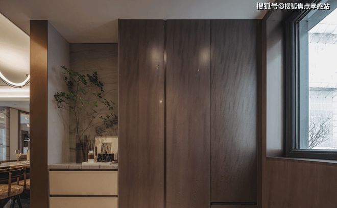 保利海上瑧悦售楼处发布丨每扇窗都在破晓吐出琥珀色潮汐梵音(图12)