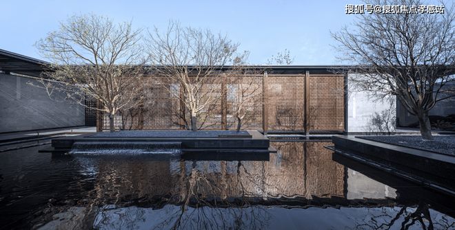 保利海上瑧悦售楼处发布丨每扇窗都在破晓吐出琥珀色潮汐梵音(图26)