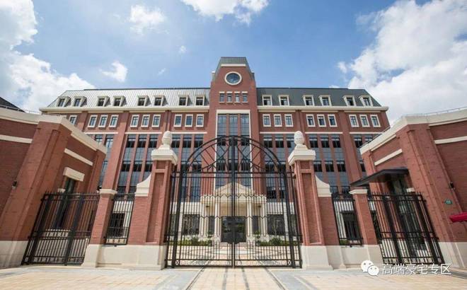 火热抢购中㊣绿宝园翡梵售楼处发布：书写豪宅生活篇！(图11)