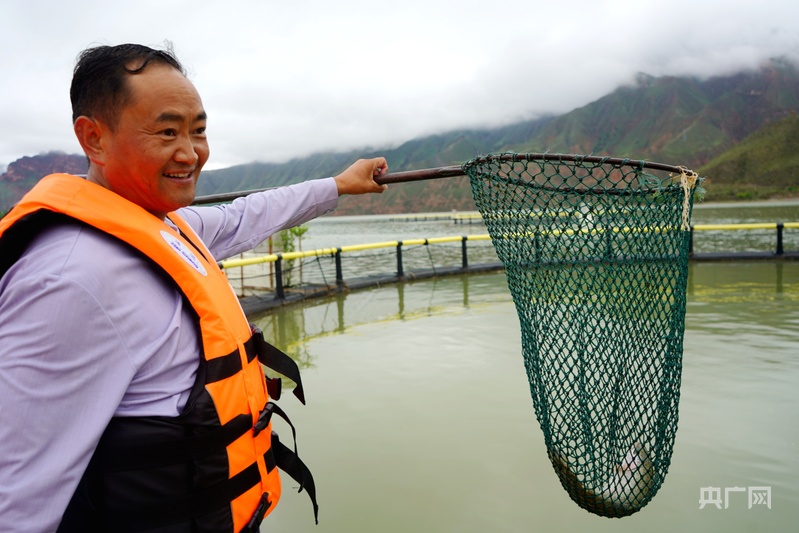 高质量发展看中国活水“养”出新活力来自青藏高原的海鲜即将上桌(图1)