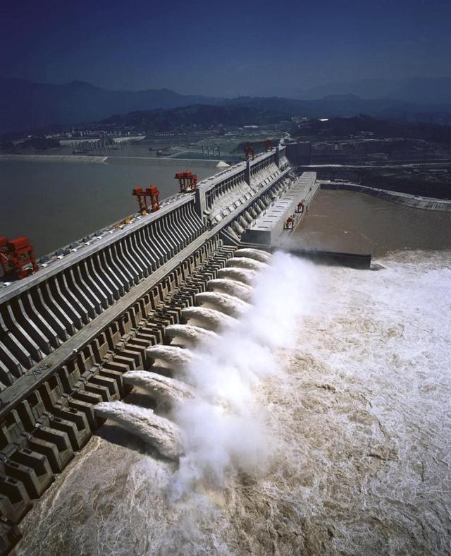 中国又一万亿级工程曝光!两个“国家级”工程背后布局太深远(图1)