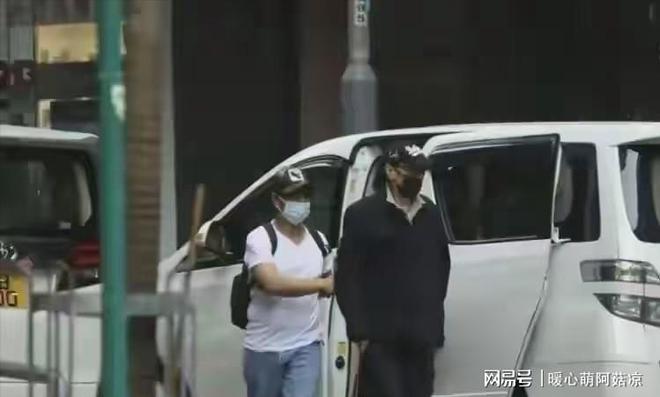 89岁谢贤:我这辈子最幸运的事情就是有谢霆锋这样孝顺的儿子(图3)