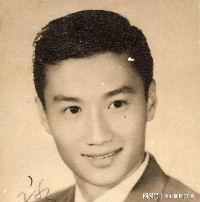 89岁谢贤:我这辈子最幸运的事情就是有谢霆锋这样孝顺的儿子(图14)