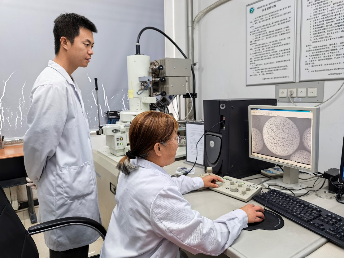 不打烊！实验室里奏响“假日乐章”(图3)