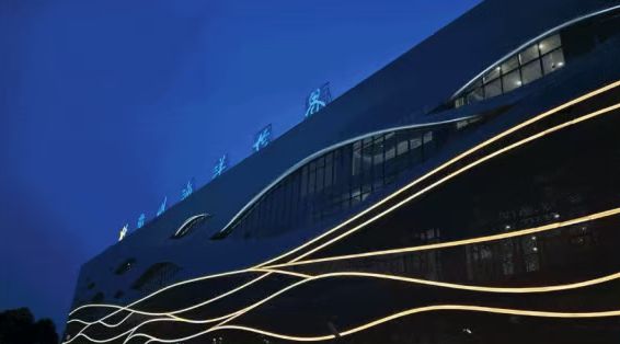 米乐M6平台：又一批主题乐园“国庆档”开业全球最大室内滑雪场也来了！(图13)