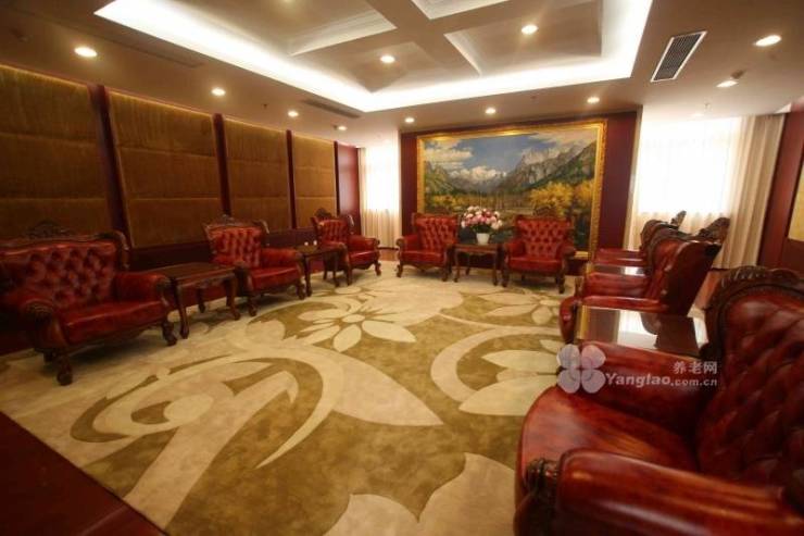 米乐M6：2025上海浦东新区养老医院!电子健康档案+个性化照护恒温水箱+清洁设备+通风医保报销+异地结算(图3)