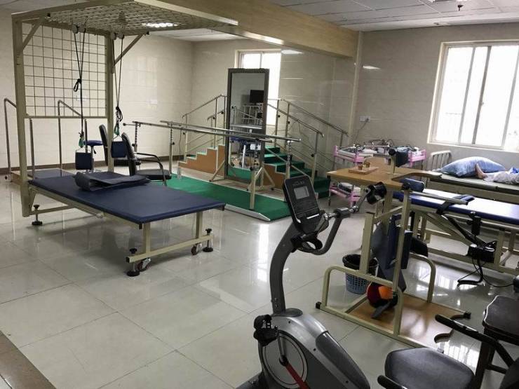 米乐M6网页版：2025上海护理院恒温水箱+消毒设备+监控适老化细节全覆盖试住预约+月费公开(图6)