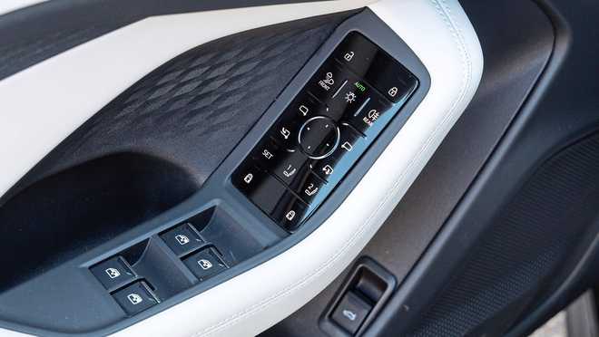 舒适加身、V6的最后倔强测试新一代奥迪A6Avant(图12)