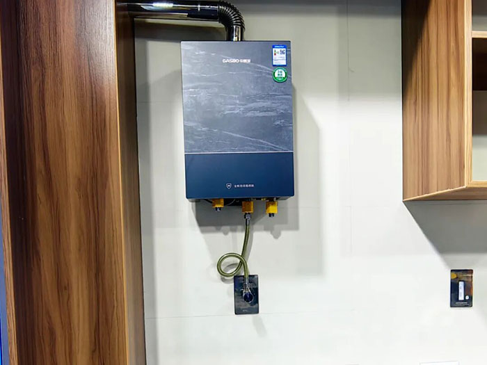 米乐M6网页版：中燃宝亮相2025中国国际燃气供热展：以安全+智能双引擎定义厨房新范式(图2)