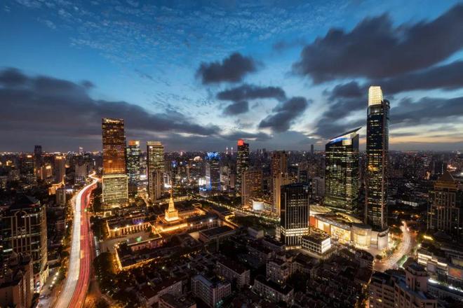 米乐M6：老静安内环新盘！90-525㎡高层别墅总价约1059万起！(图3)