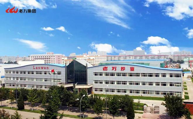 老万集团：为体育场馆配备空气源热泵机组送浓浓暖意丝丝清凉(图1)