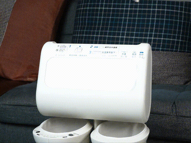 这双今冬爆火的“室内长靴”凭什么让男女老少纷纷上头?(图6)