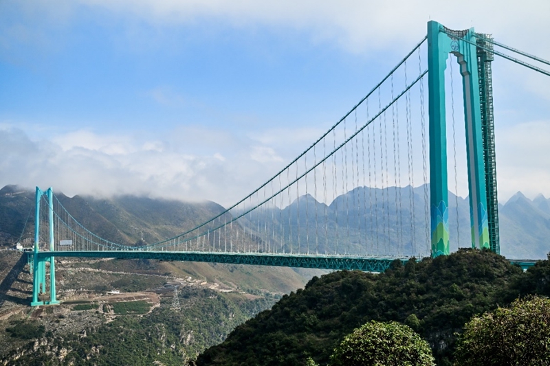 从花江峡谷大桥出发:探访“多彩贵州移起向新”(图1)