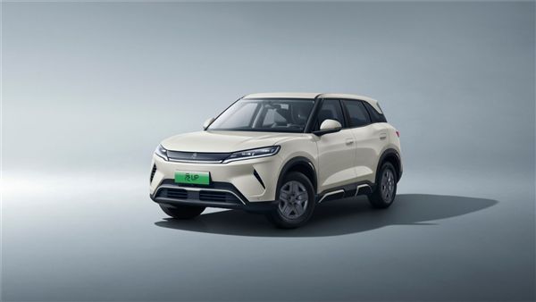 米乐M6网页版:比亚迪元UP10月狂卖19813台连续6个月(图1)