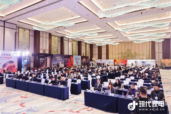 米乐M6：A0史密斯以硬核科技定义行业新高度四项大奖领跑2025“磐石奖”(图4)