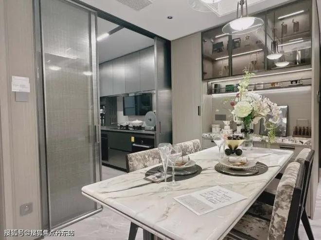 @上海热搜豪宅！︎杨浦天玥售楼处发布探索理想居住新境！(图23)