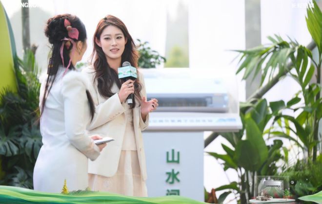 一键实现“山水好空气”长虹山水间空调新品开启健康轻养新时代(图5)