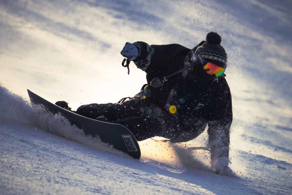 米乐M6:中国蓝观察丨“冰雪+温泉”“冰雪+国风”各地游“花式出新”(图1)