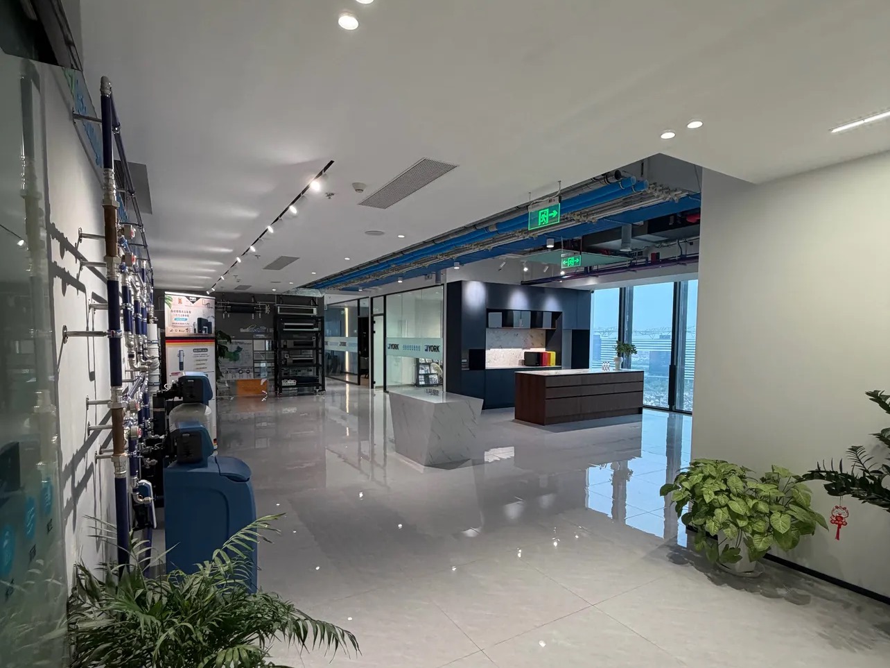 上海约克中央空调代理商分析(图1)