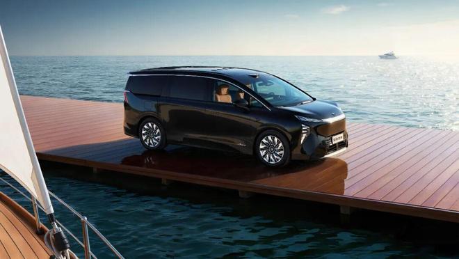 米乐M6网页版：别克至境世家上市4399万起焕新MPV豪华(图2)