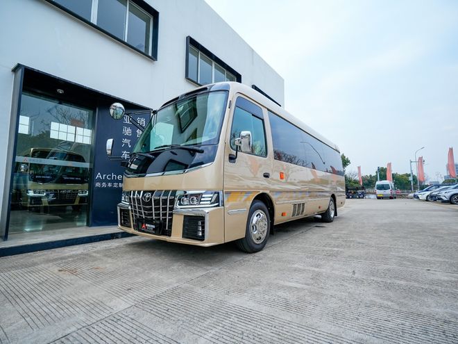 米乐M6：海南全新考斯特哪里出租？本地人推荐的“吉宏道汽运”为您护航(图3)