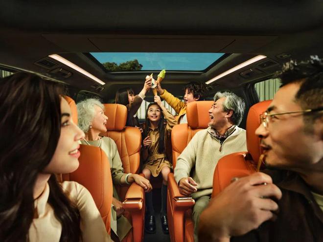 米乐M6平台:别克至境世家上市4399万起焕新MPV豪华(图7)