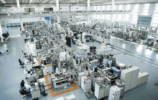 《新华日报》整版：千亿“芯”集群澎湃新动能(图3)