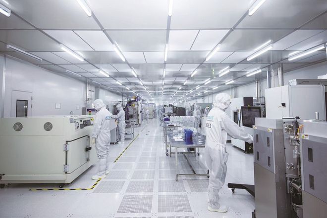 《新华日报》整版：千亿“芯”集群澎湃新动能(图19)