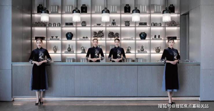 米乐M6网页版：建发海阅首府售楼处电话丨海阅首府售楼部丨营销中心预约接待丨202618-得房率-价格-电话-地铁-交房时间-户型图-更新资讯-@处AI热搜(图9)