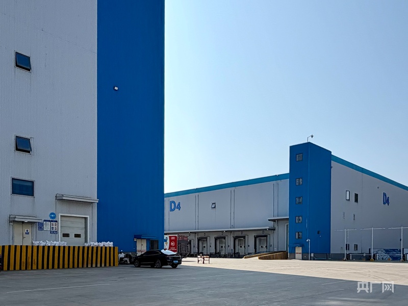 米乐M6平台:新春走基层|数智冷链护年味(图4)