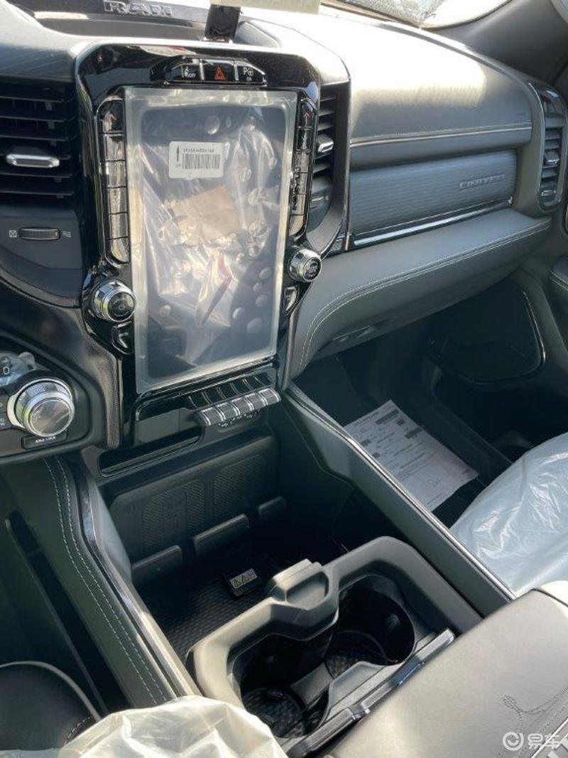 25款道奇公羊LTD限量版暗夜版国内首批新车销售(图6)