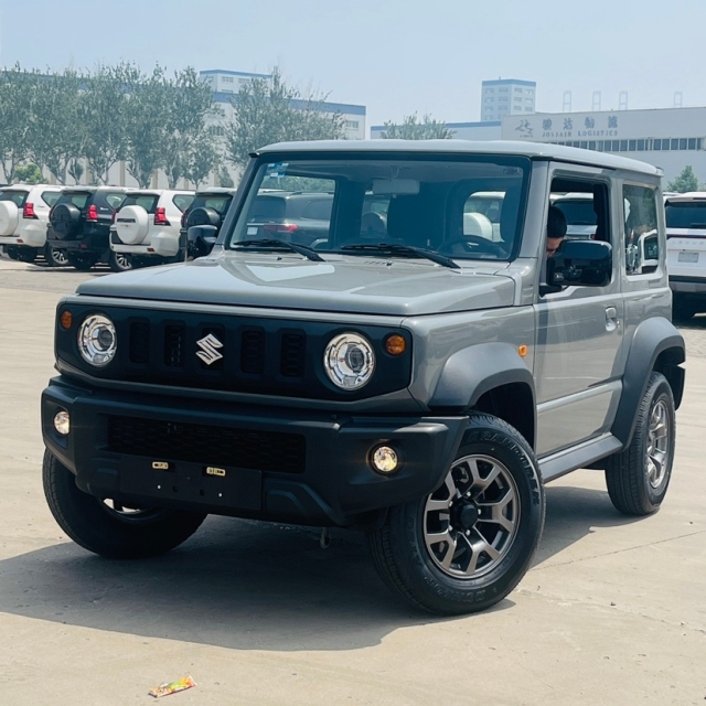 米乐M6网页版:2025款吉姆尼三门港口价格打破记录15万现车国六(图1)