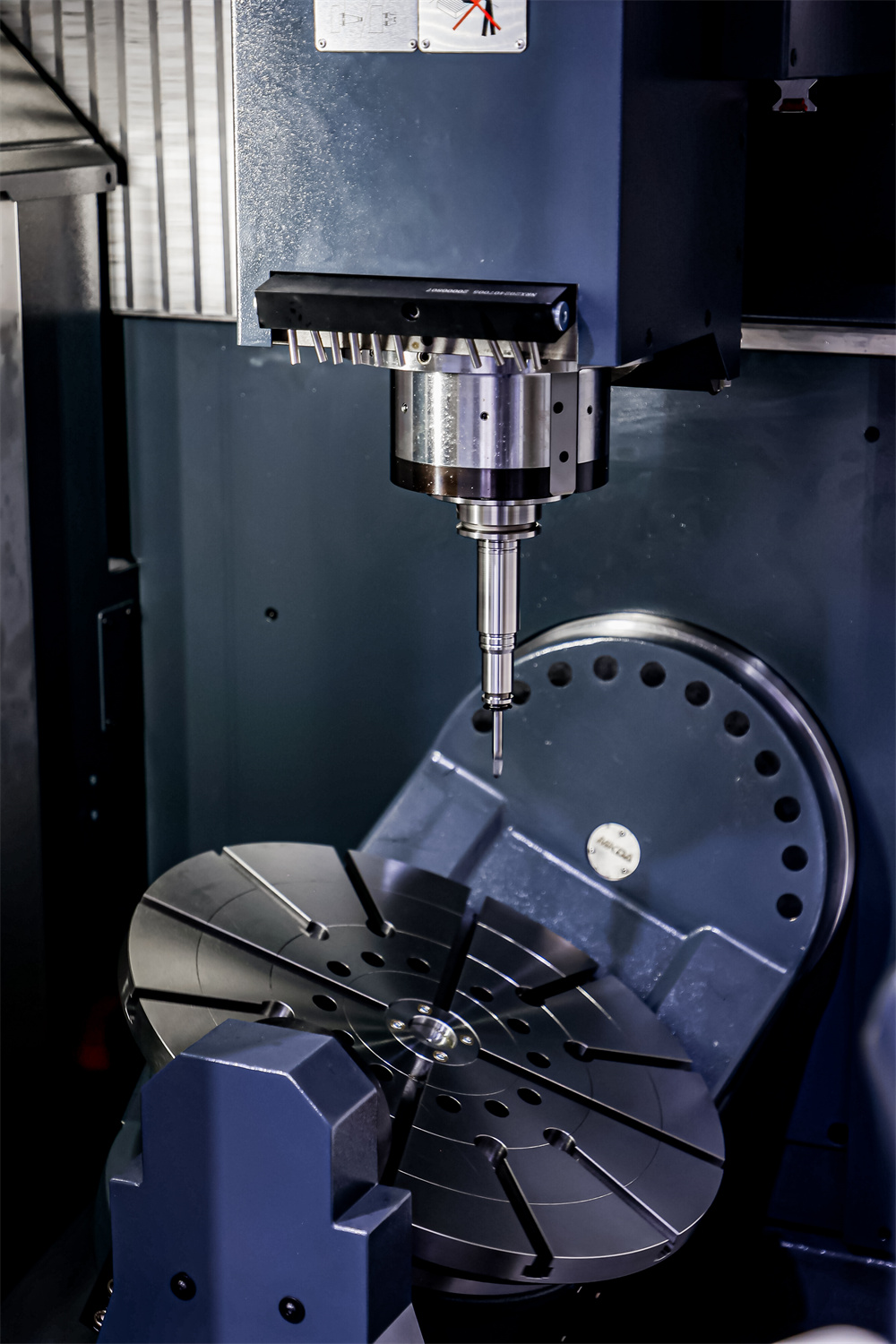 米乐M6平台：中国数控机床展在沪举行上海壹亘携高端五轴数控装备亮相(图4)